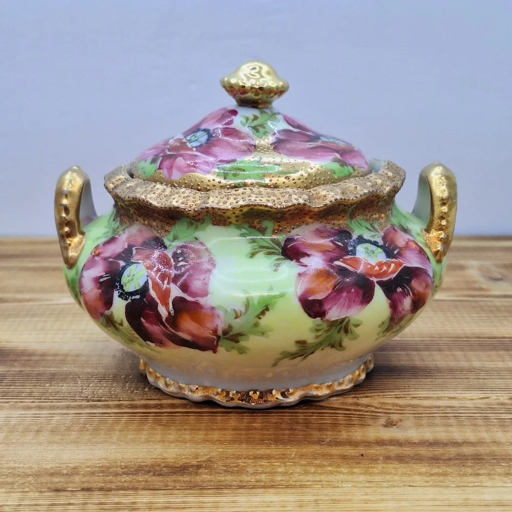 Antique Nippon Hand Painted Sugar Bowl W/‎ Lid Floral Moriage and Gold Gilding